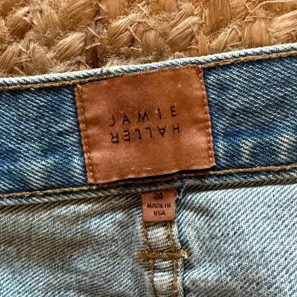 Jamie Haller- The Cropped Painter - Picture 8 of 11